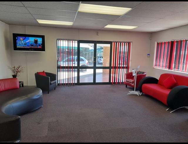 1,982M² WAREHOUSE SOLD IN JET PARK